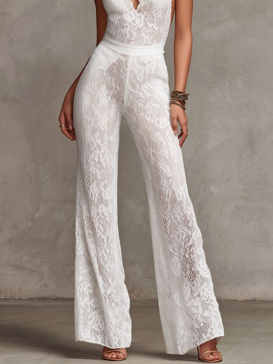 Isabella Key-Hole Spitze Halter Jumpsuit