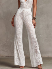 Isabella Key-Hole Spitze Halter Jumpsuit