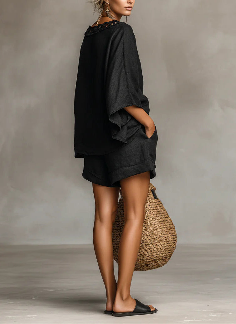 Lila Spitzen-Bluse mit Bootsausschnitt und Shorts-Set