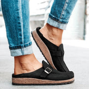 Clogs mit Schnalle