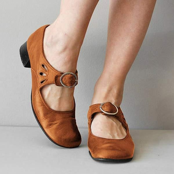 Slipper mit Schnalle