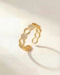 Dominique Ring
