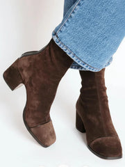 Ava Stiefel