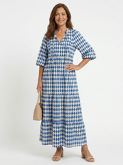Elodie | Kleid mit Diamantmuster und Stufenrock