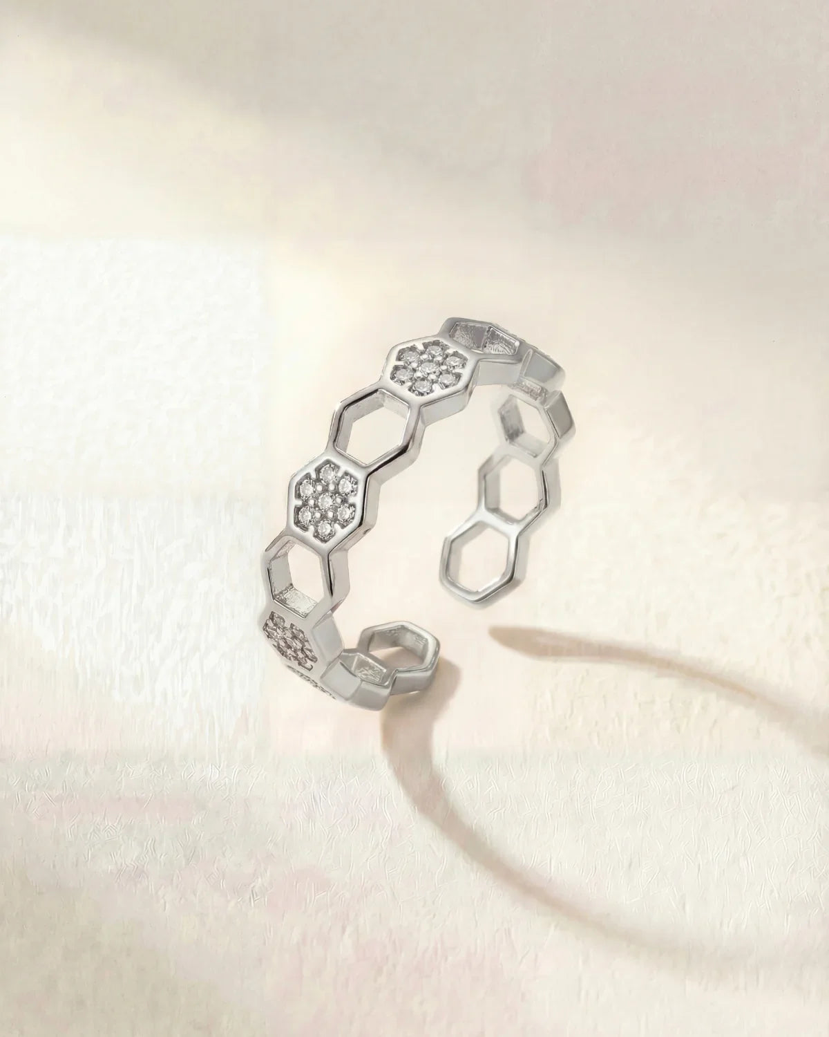 Dominique Ring