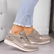 Sneaker mit Reißverschluss