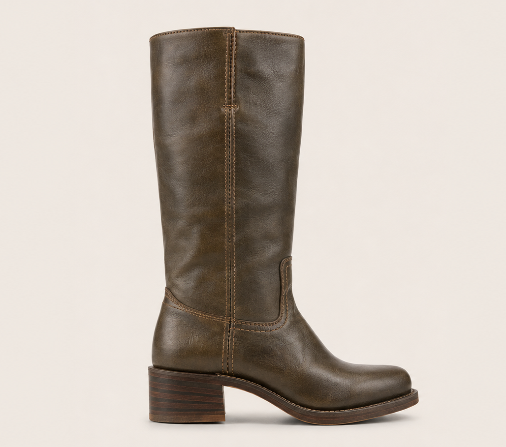 Stiefel mit Blockabsatz