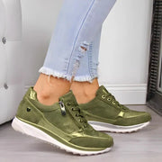 Sneaker mit Reißverschluss
