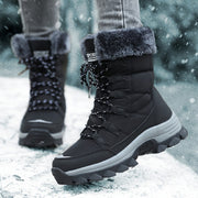 Stiefel mit Schnürung