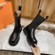 Chelsea Boots mit markanter Sohle