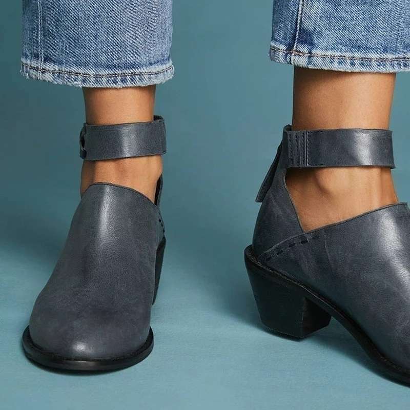 Stiefeletten mit Blockabsatz