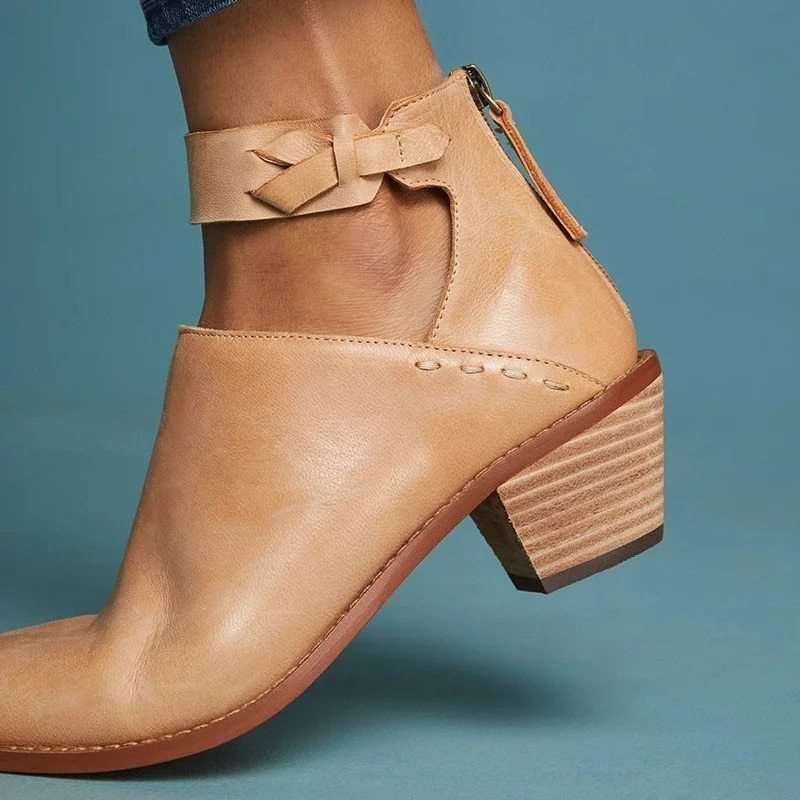 Stiefeletten mit Blockabsatz