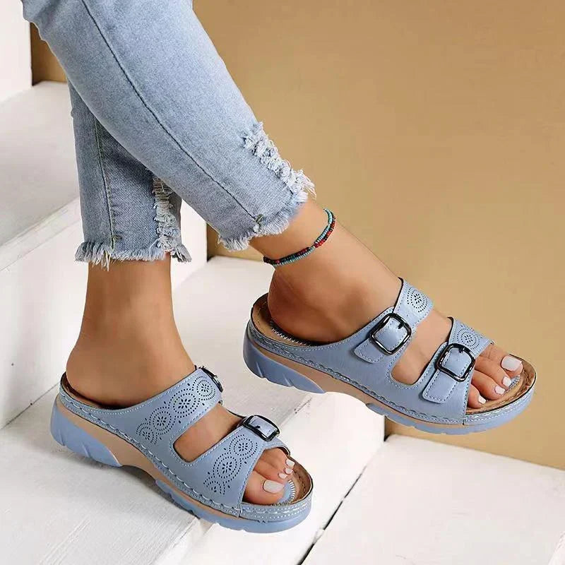 Plateau-Sandalen