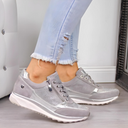 Sneaker mit Reißverschluss