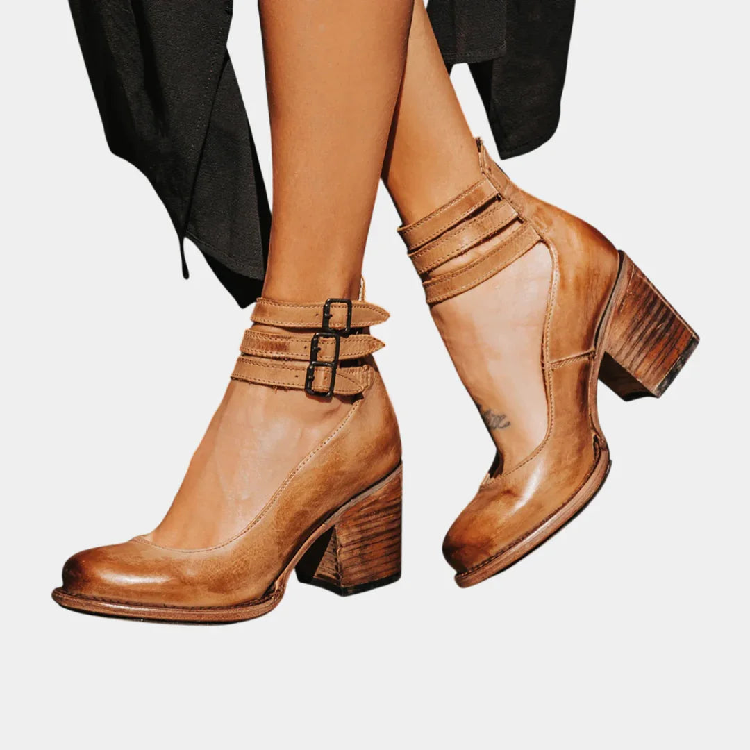 Petra Pumps