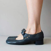 Slipper mit Schnalle