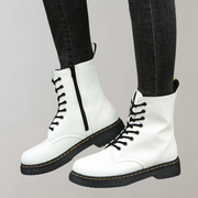 Stiefel mit Reißverschluss