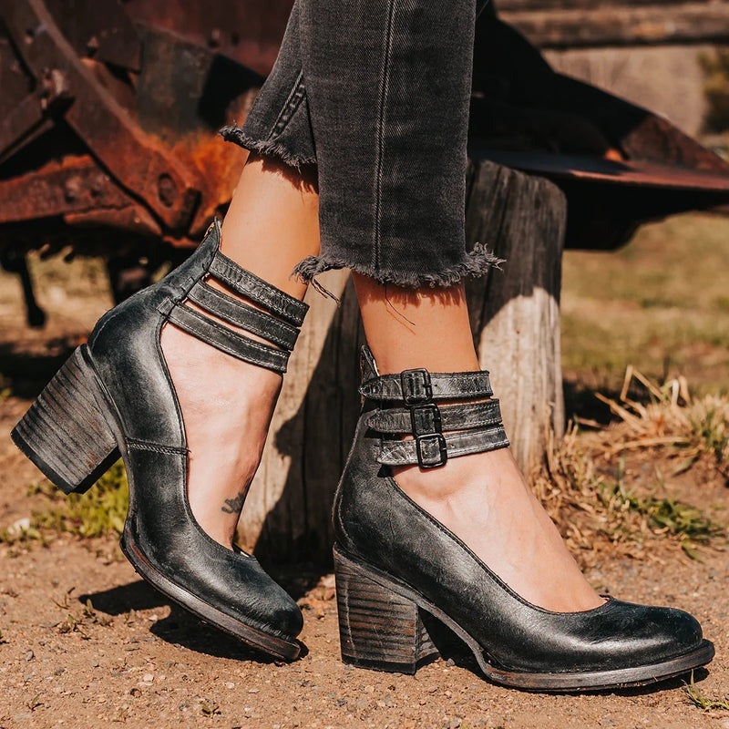 Pumps im Retro-Look