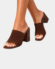 Jessica Pumps mit Blockabsatz