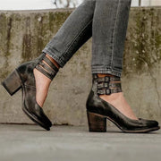 Pumps im Retro-Look