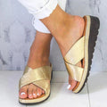 Sandalen mit Kreuzriemen