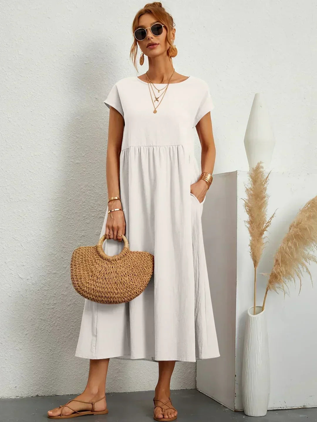 Gabrielle | Fließendes Midi-Kleid zeitloser Eleganz