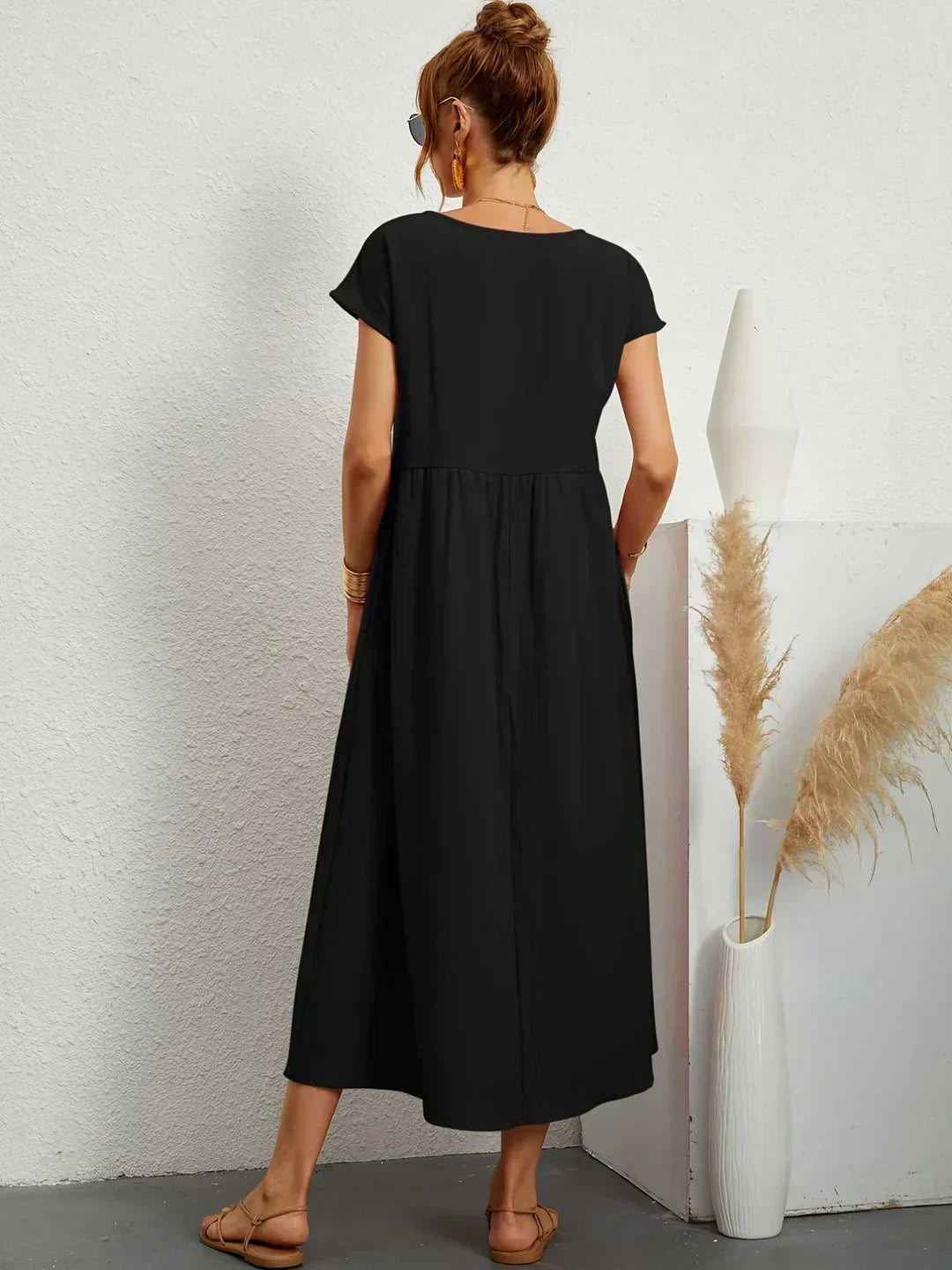 Gabrielle | Zeitlos elegantes Midikleid