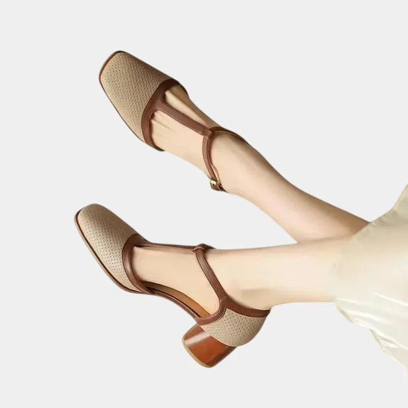 Elis Pumps