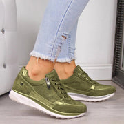 Sneaker mit Reißverschluss