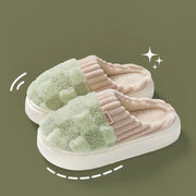 Slipper mit Karomuster