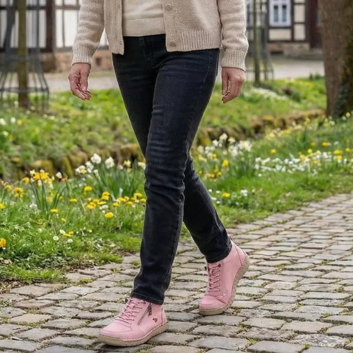 Marie Sneaker