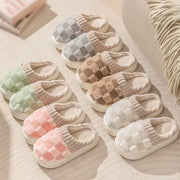 Slipper mit Karomuster