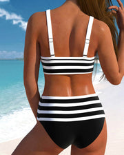 Alina | Gestreifter Bikini mit hoher Taille