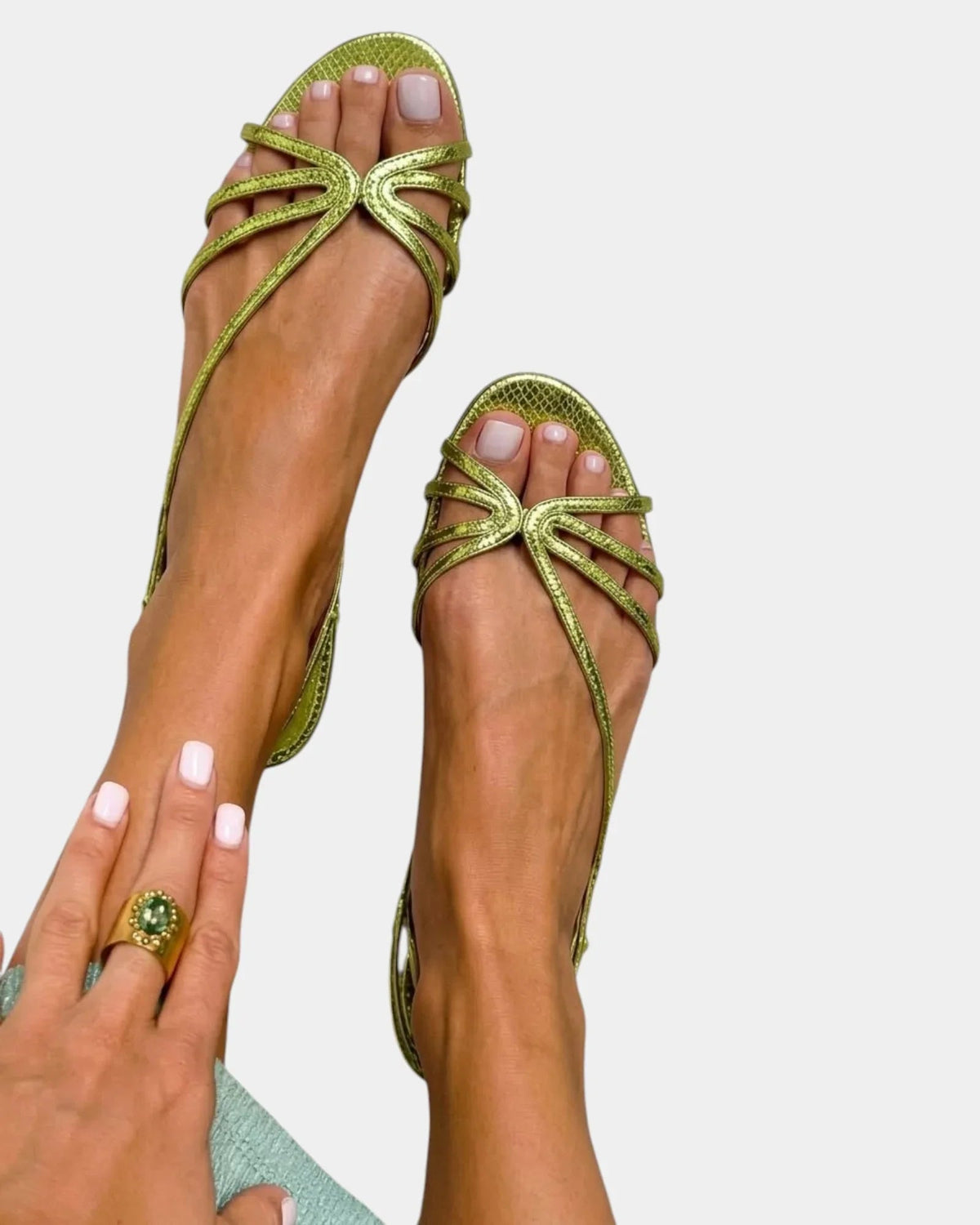 Isara Sandalen