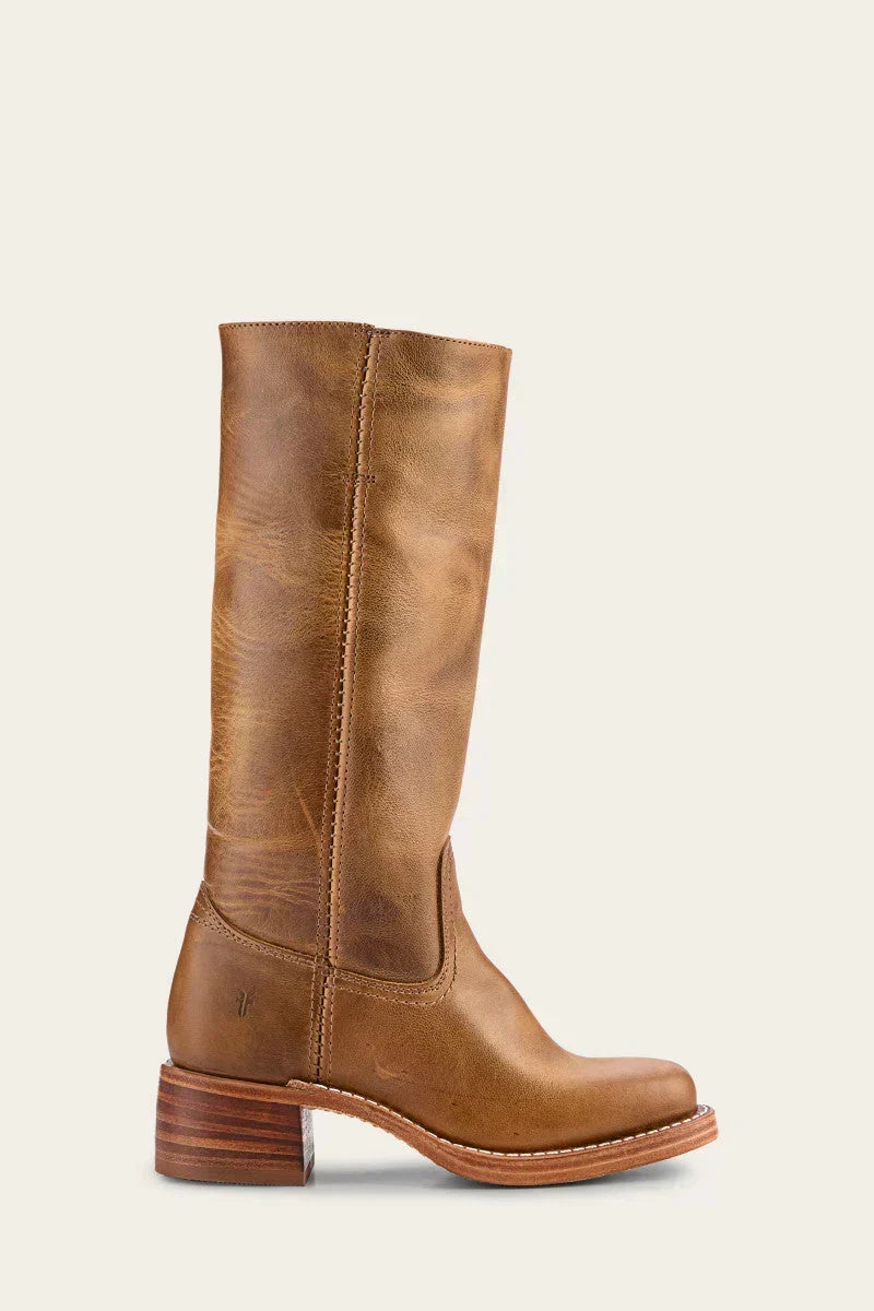 Stiefel mit Blockabsatz