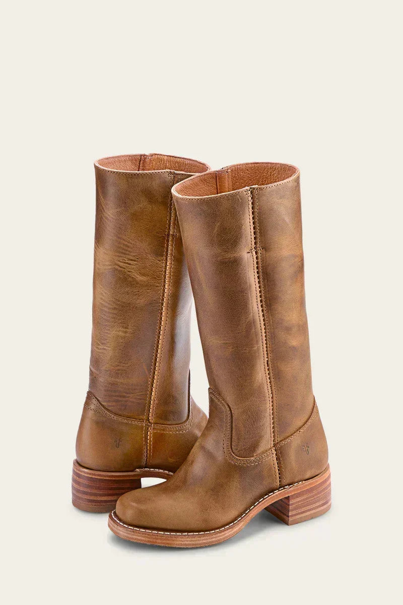 Stiefel mit Blockabsatz