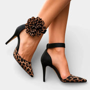 Angela Pumps mit Blumenmuster
