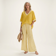 Juliana | V-Ausschnitt Varsity Top & Streifen Weite-Hosen Set