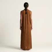 Mirabell | Kapuzenloses, ärmelloses Maxikleid mit Knopfleiste