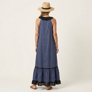 Mayline | Ärmelloses Maxikleid mit Rüschenausschnitt und Kontrastbesatz