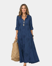 Savina Kleid mit Stickdetails