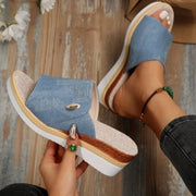 Talia | Komfortable Sandale mit Riemen-Design