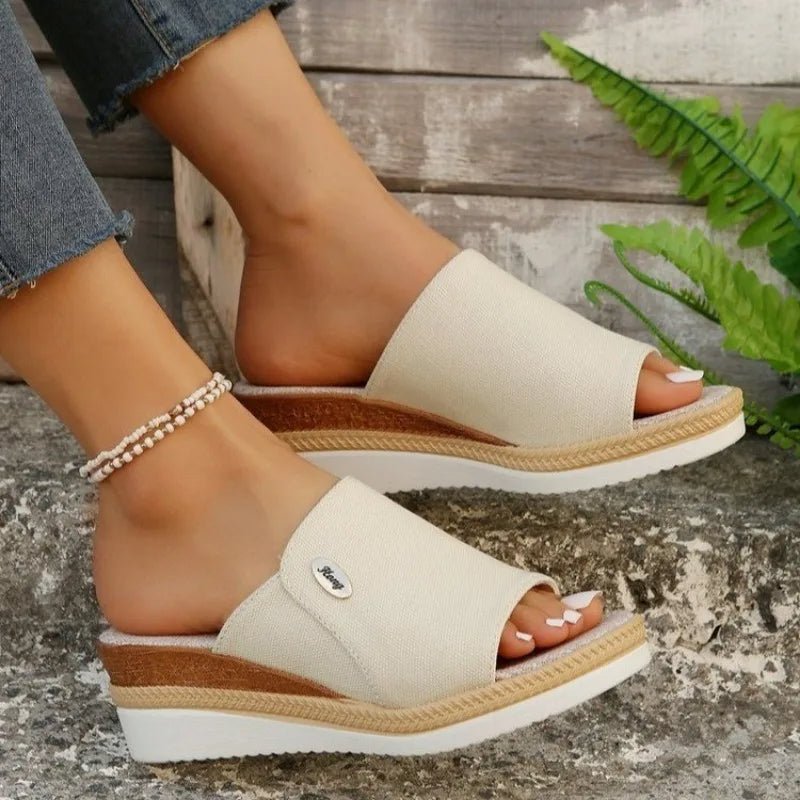 Talia | Komfortable Sandale mit Riemen-Design