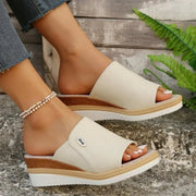 Talia | Komfortable Sandale mit Riemen-Design