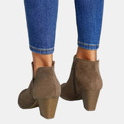 Stiefel mit Blockabsatz